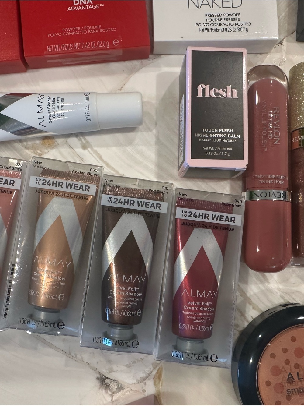 Revlon Women Makeup - LOT OF NEW 50+ PCS - Picture 5 of 8